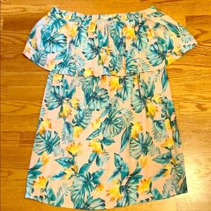 Forever 21🌺 Spring / Summer off shoulder dress💛